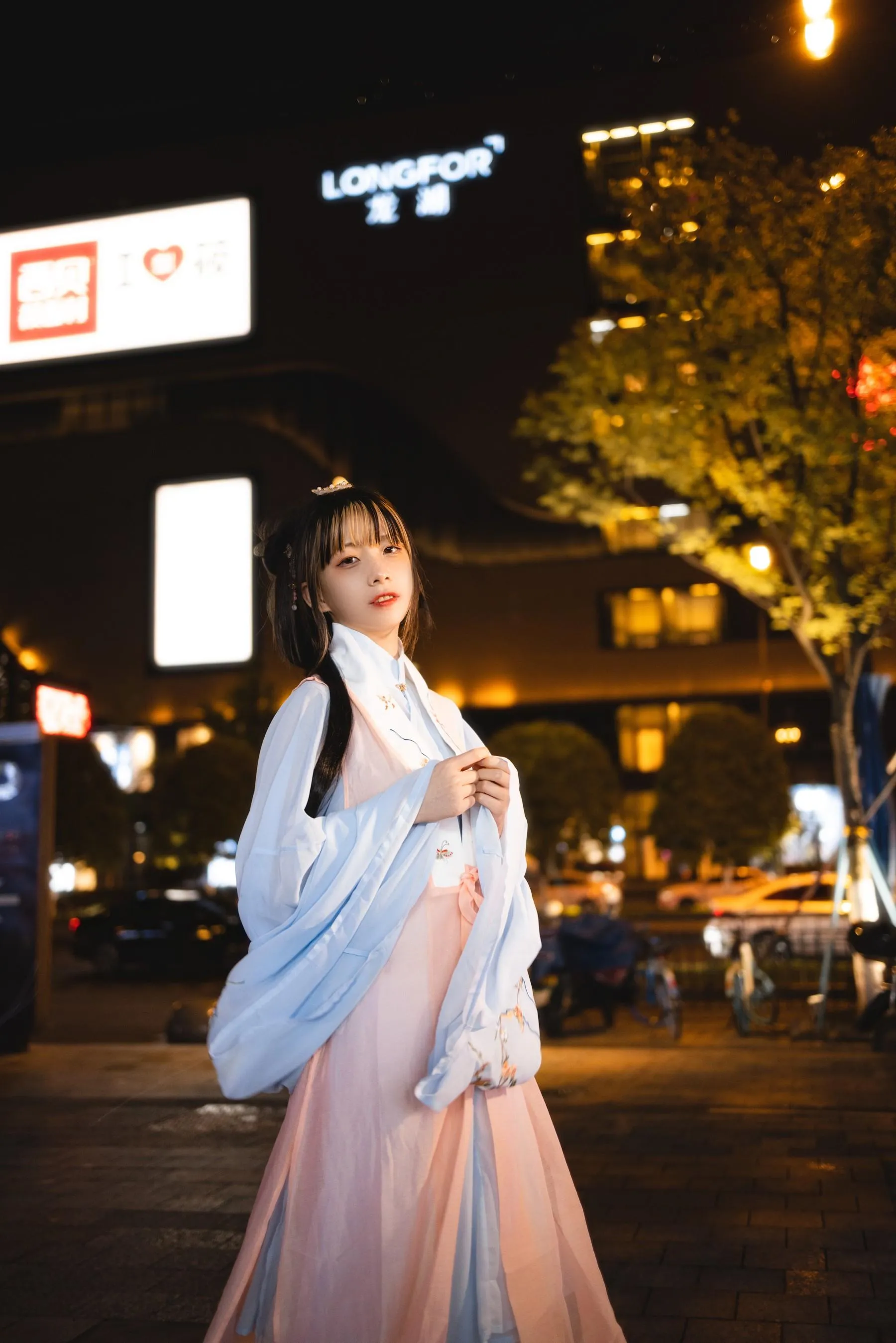 [艺图语] 2022.06.26 隔世 清青琴玖 [26P]插图